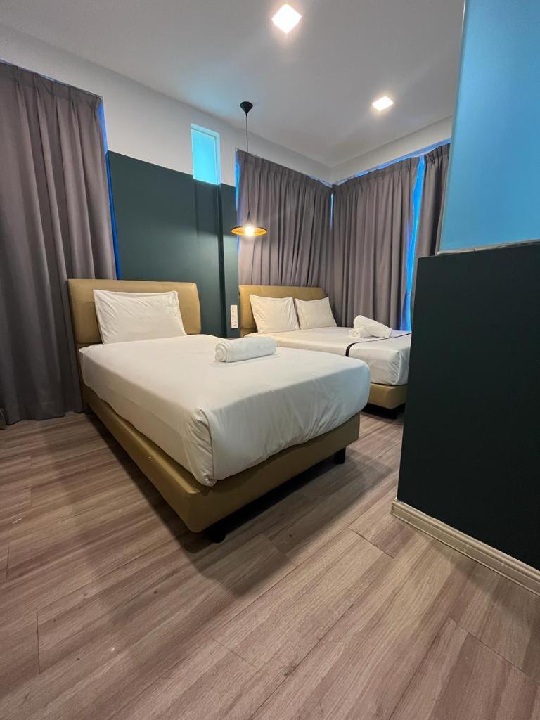 Smile Hotel Subang Airport Shah Alam Kültér fotó